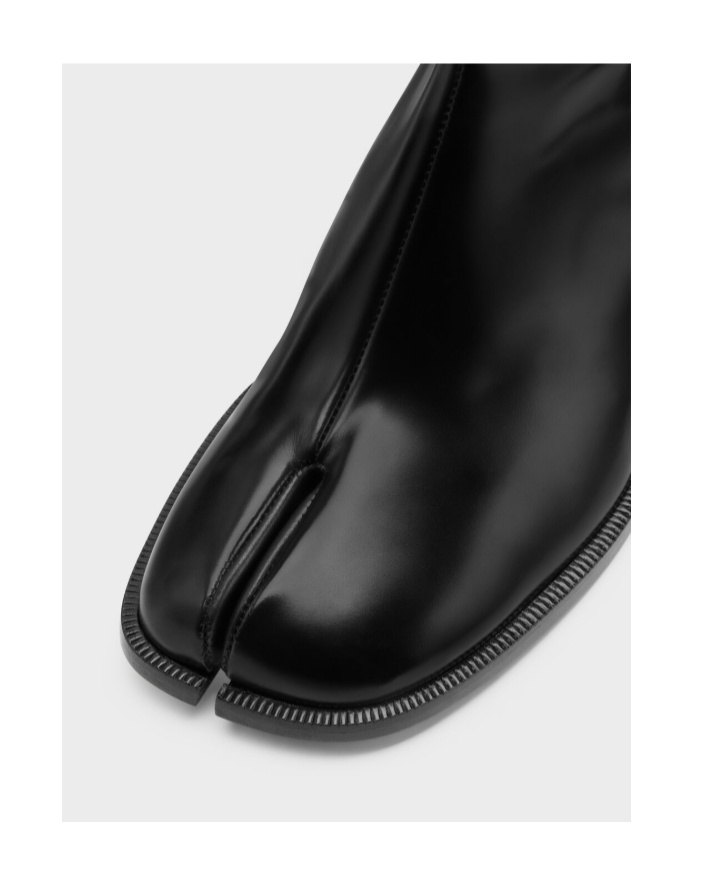 Maison Margiela Tabi City Ankle Boots In Black