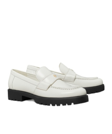 Tory Burch White Loafer With Logo Plate In White