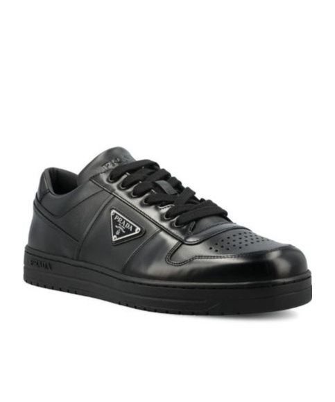 Prada Side Triangular Logo Low-cut Laced Casual Sneakers In Black