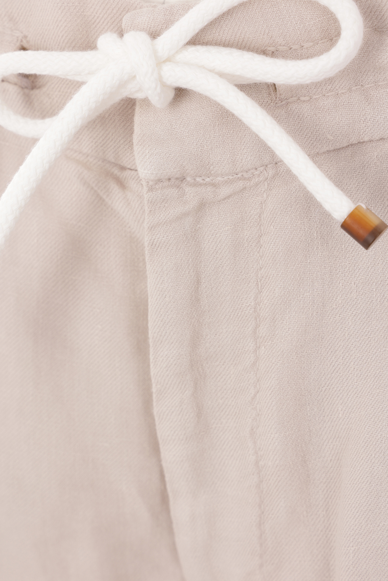 Brunello Cucinelli Drawstring-waistband Knee-length Bermuda Shorts In Nude