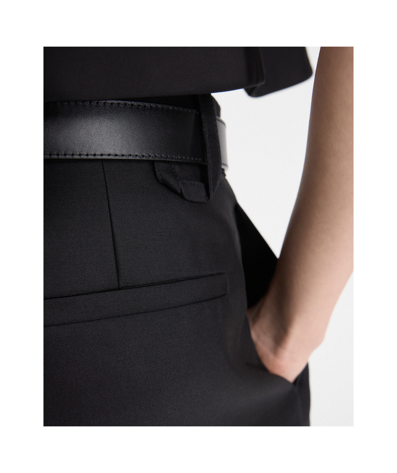Jacquemus Curzio Pleated Trousers In Black