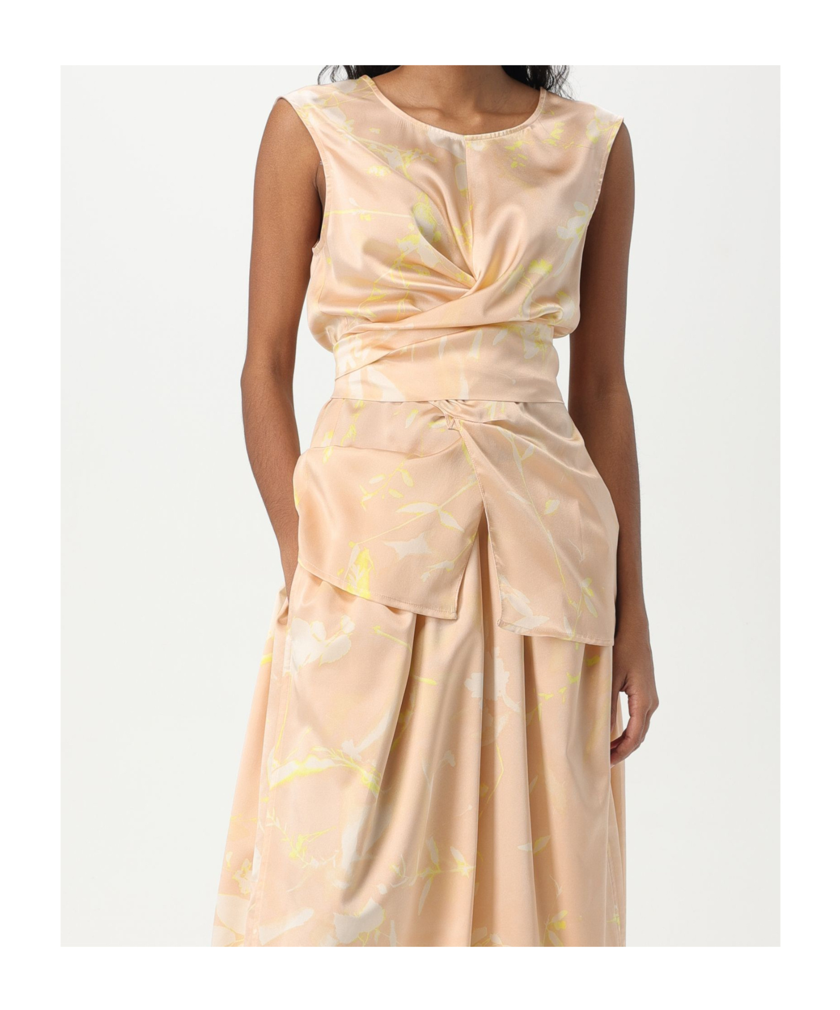 Fabiana Filippi Crew Neck Vest In Neutral