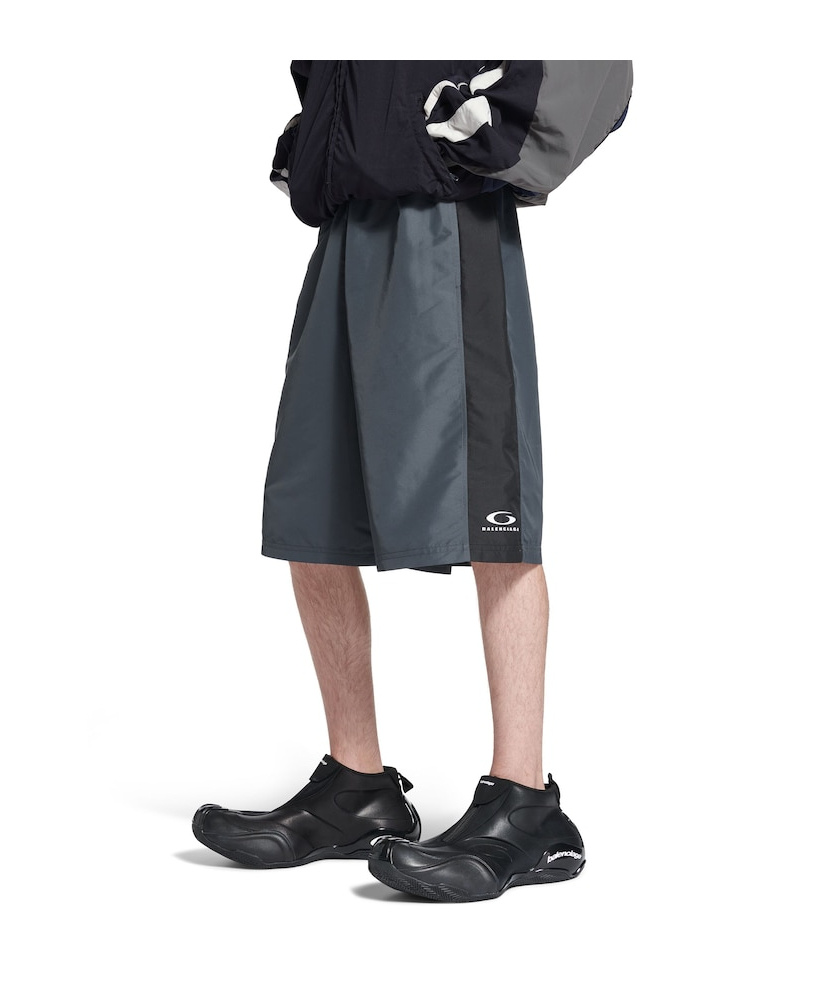Balenciaga Men's Loop Sports Icon Basketball Swim Shorts In Anthracite/black