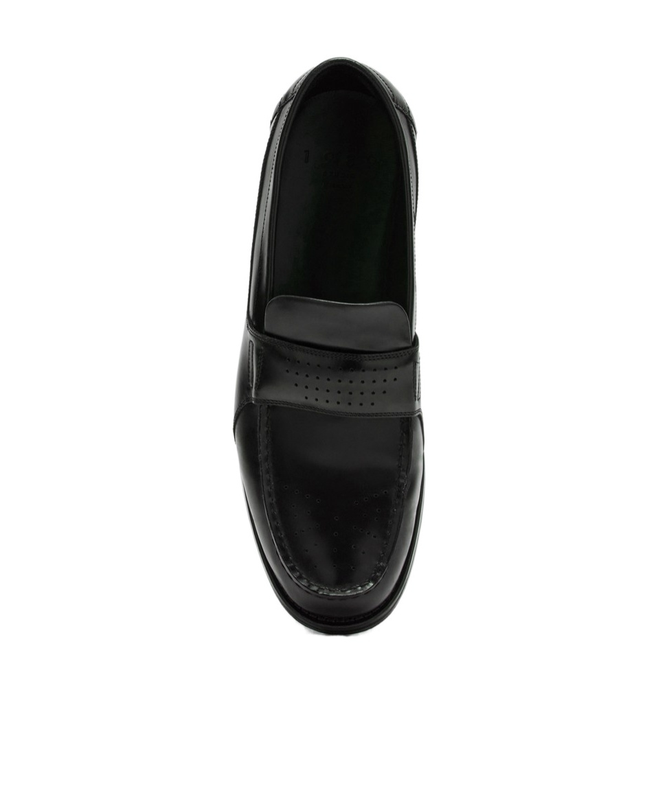 1989 Studio Loafers With Perforated Detail And Round Toe In Black