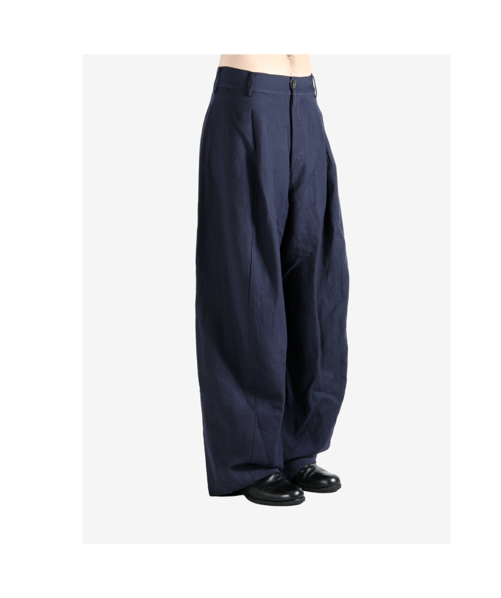 Uma Wang Belt Loop Casual Pants In Black