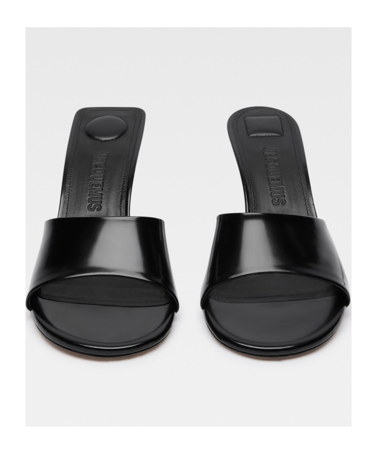 Jacquemus Round-toe Mules In Black