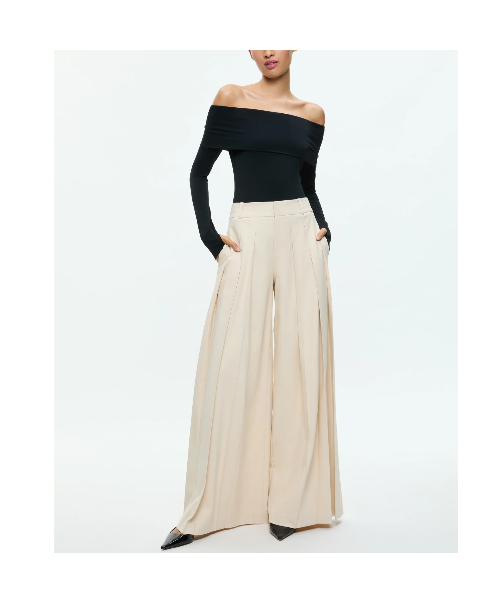 Alice And Olivia Elia Strapless Jumpsuit In Black