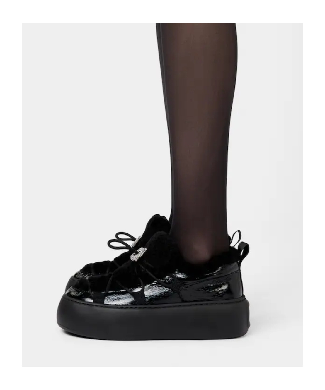 Roger Vivier Viv' Up Sneakers In Patent Leather In Black