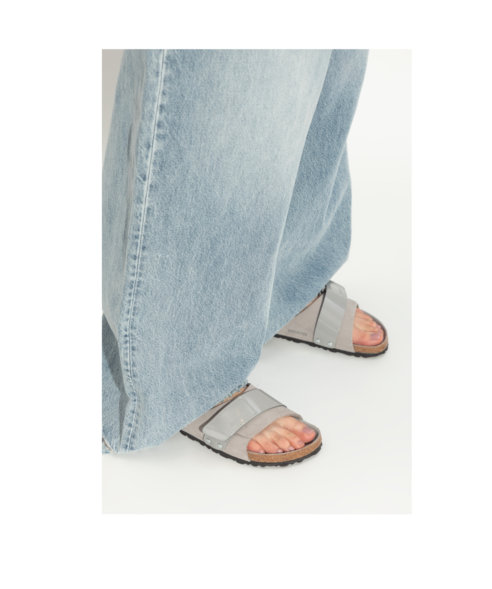Birkenstock Round Head Slippers In Gray