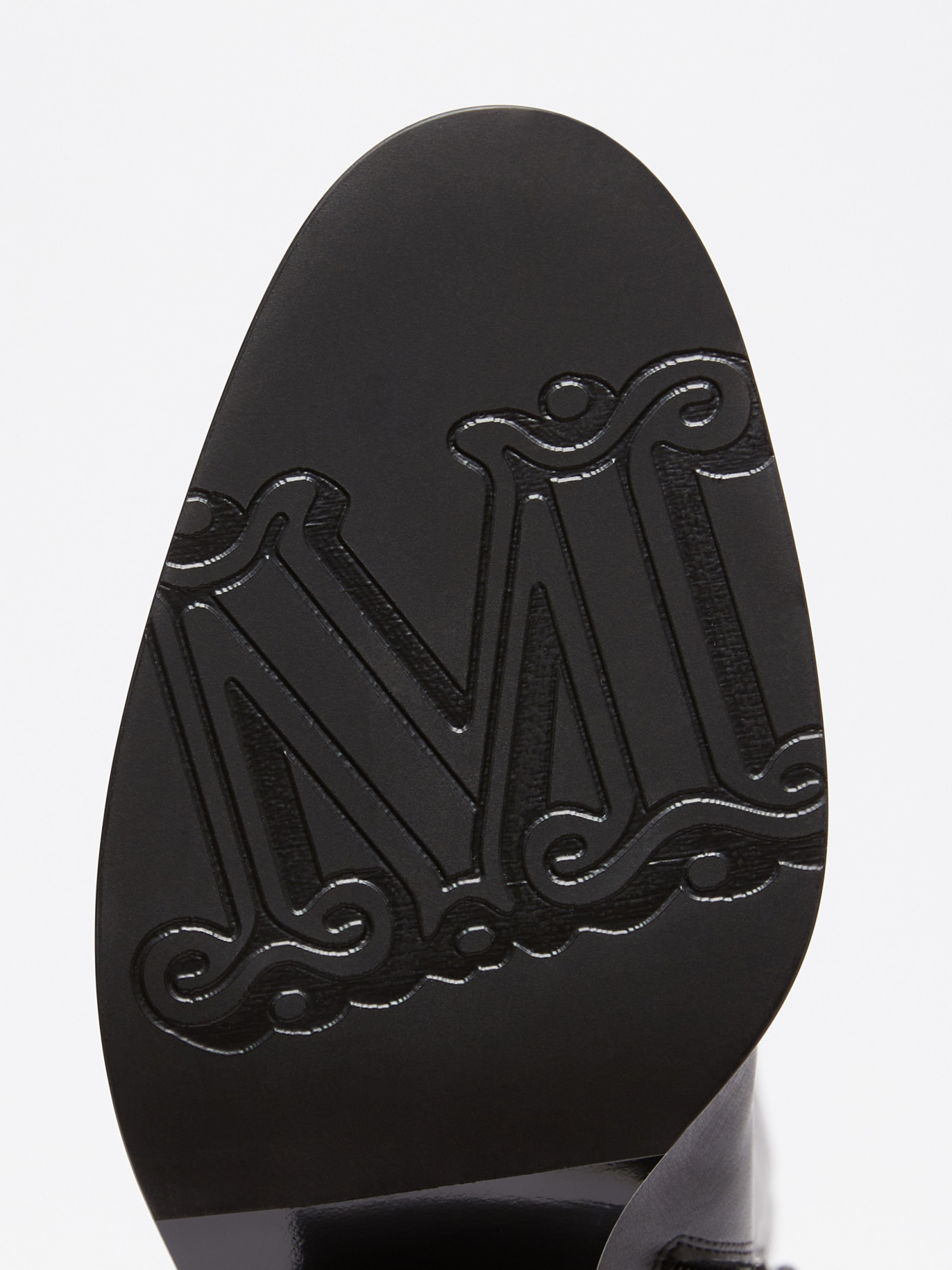 Max Mara Boost 80 Leather Knee-high Boots In Black