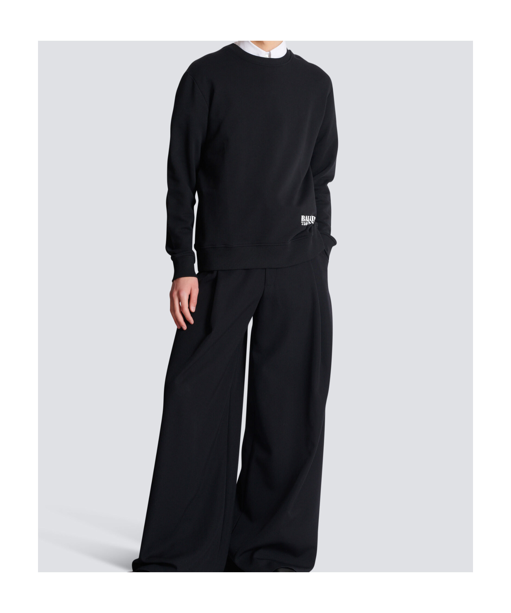 Balmain Logo-print Sweatshirt In Black