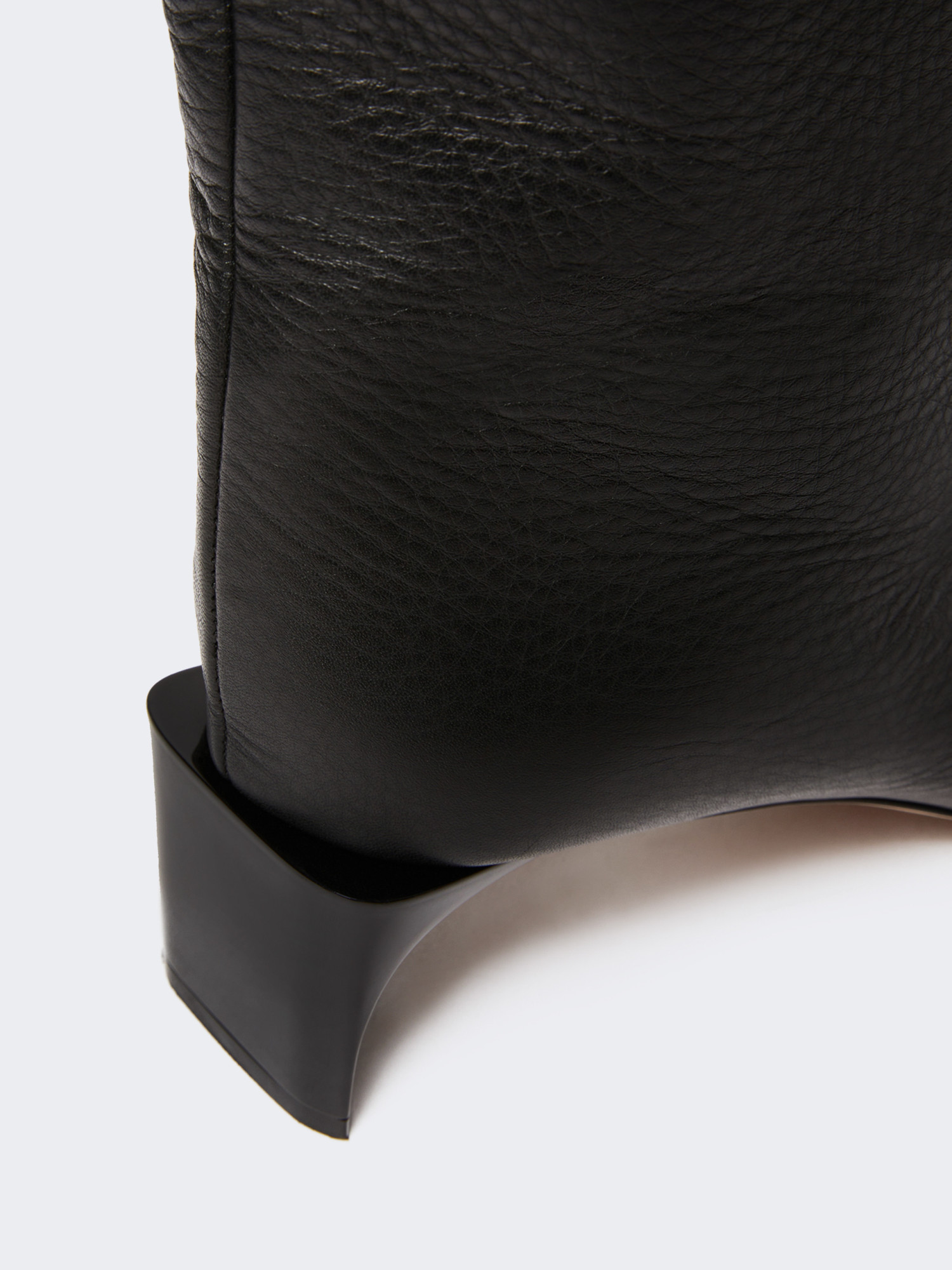 Sportmax Thigh-high Calfskin Boots In Black
