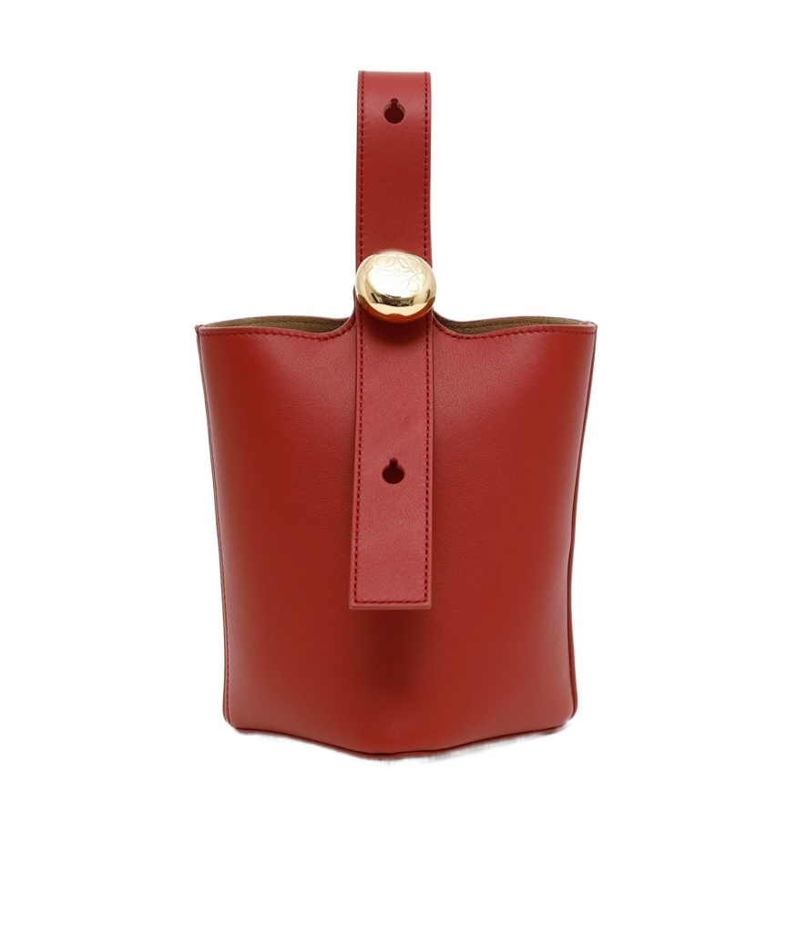 Loewe Medium Pebble Bucket Bag In Calf Leather In Red