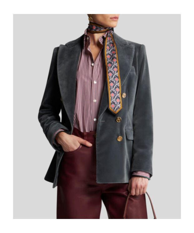 Shop Etro Logo-engraved Buttons Velvet Blazer In Black