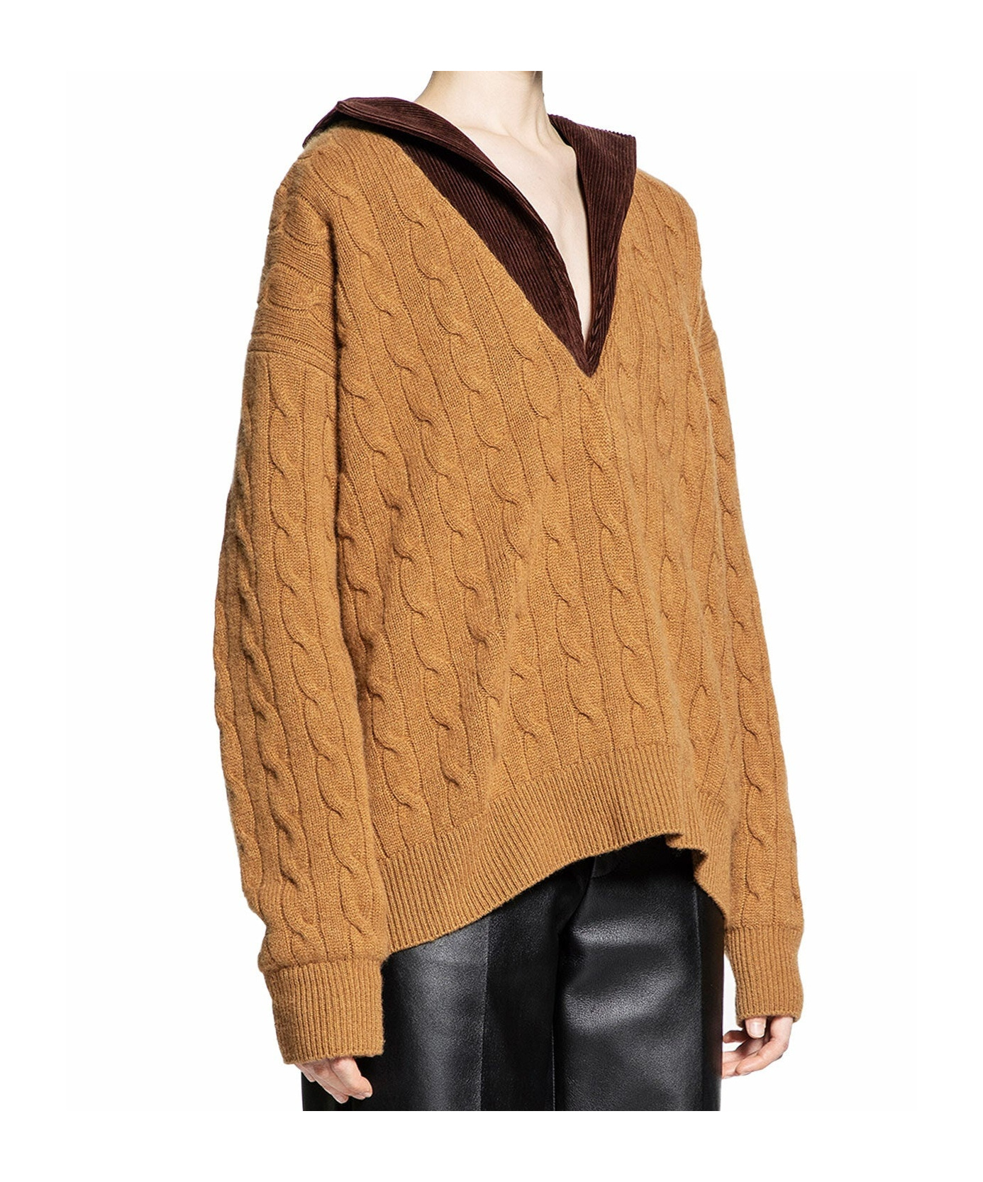 LOEWE V-NECK SWEATER IN CASHMERE