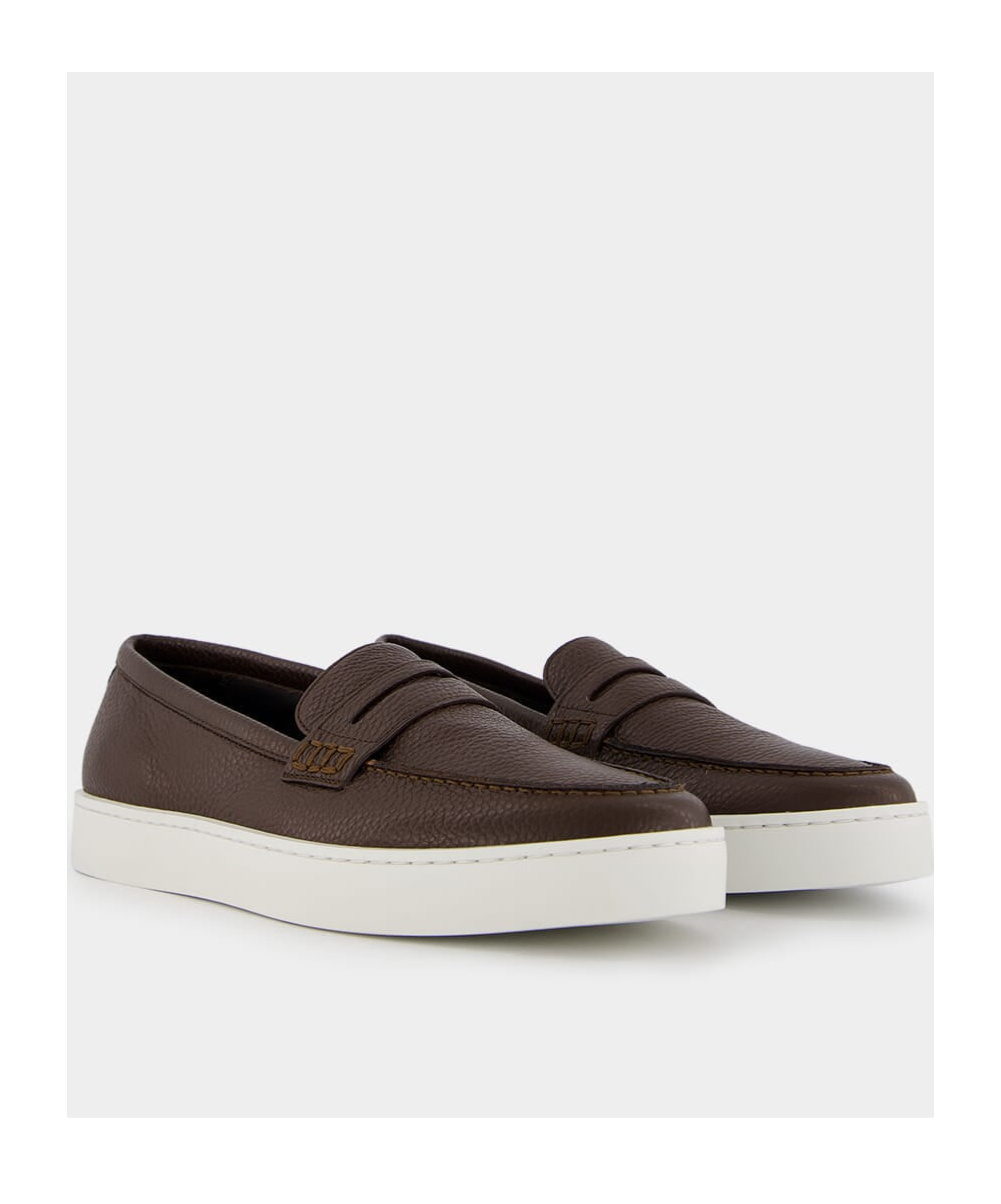 Manolo Blahnik Round Head Loafer Shoes In White