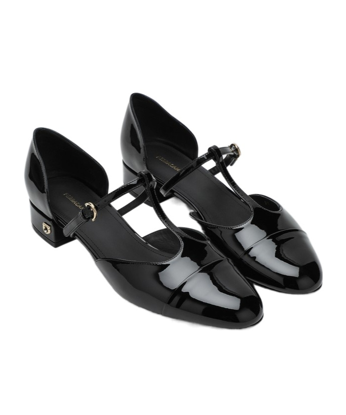 Ferragamo Linette Leather T-strap Ballerina Flats In Black