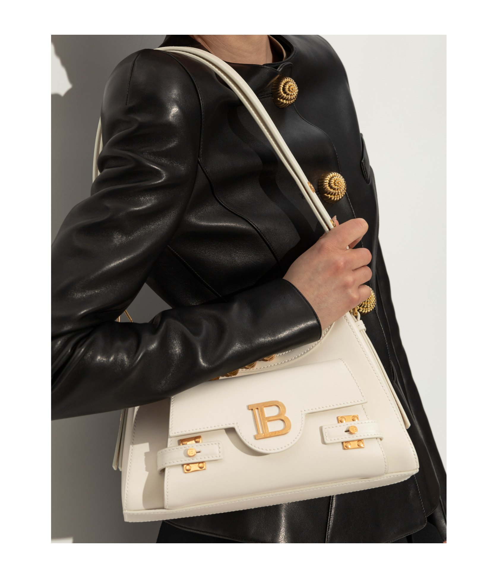 Balmain B-buzz Logo Plaque Shoulder Bag In White