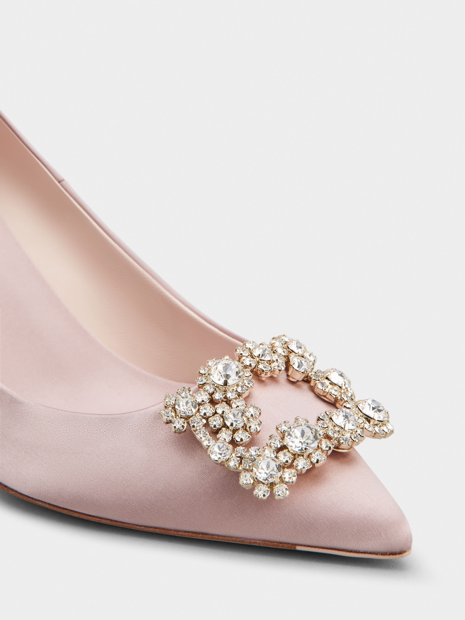 Roger Vivier Flower Strass Silk Satin Rhinestones Buckle High Heels In Nude