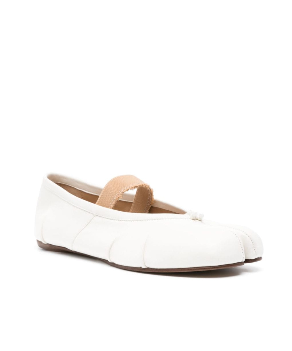 Maison Margiela Tabi Split-toe Leather Ballet Flats In White