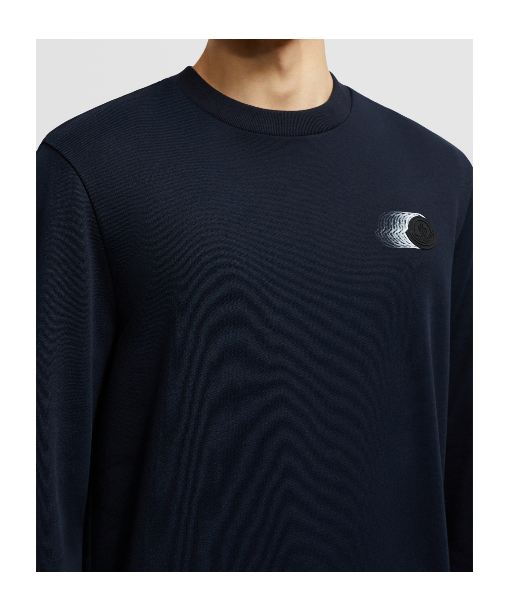 MONCLER MONCLER LOGO PATCH CREWNECK SWEATSHIRT