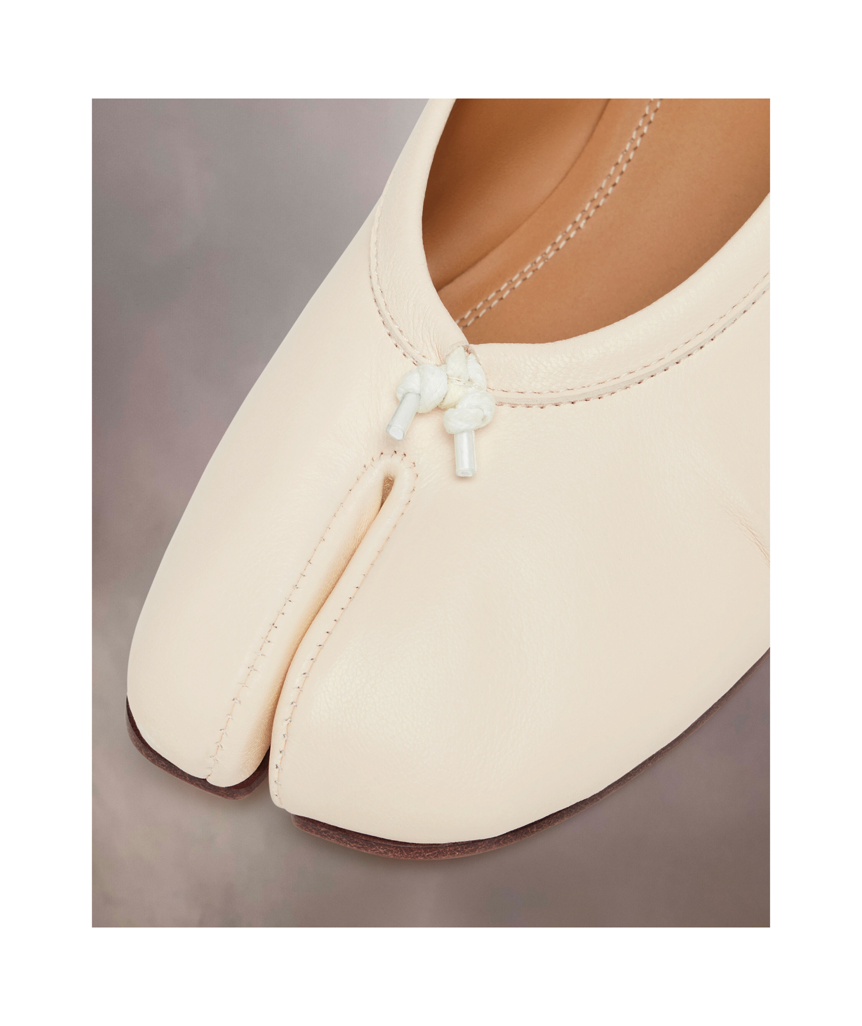 Maison Margiela Mm22 Leather Marylin Pumps With Spool Heel 5cm In White