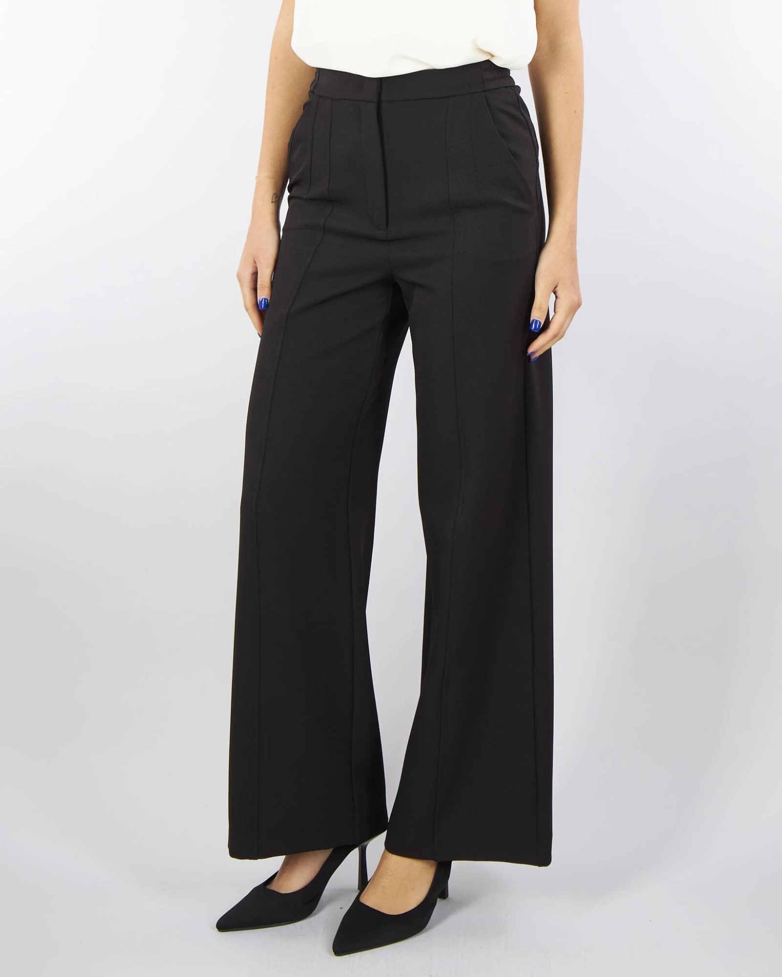 Patrizia Pepe Wide-leg Trousers In Black