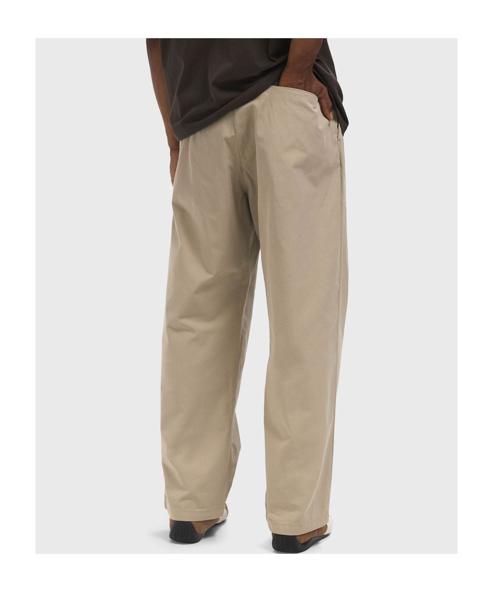Carhartt Tailored Trousers With Front Pleats And Pockets In Brown