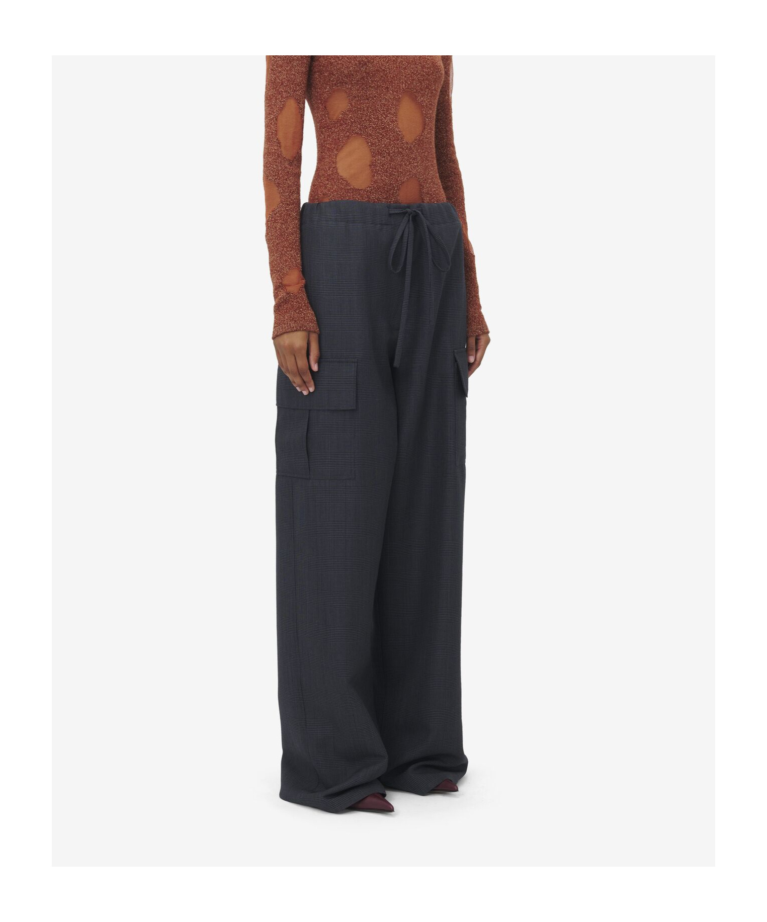 Alexander Mcqueen Prince Of Wales Cargo Trousers In Black