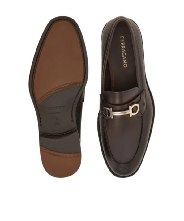 Ferragamo Round Head Business Casual Shoes In Black