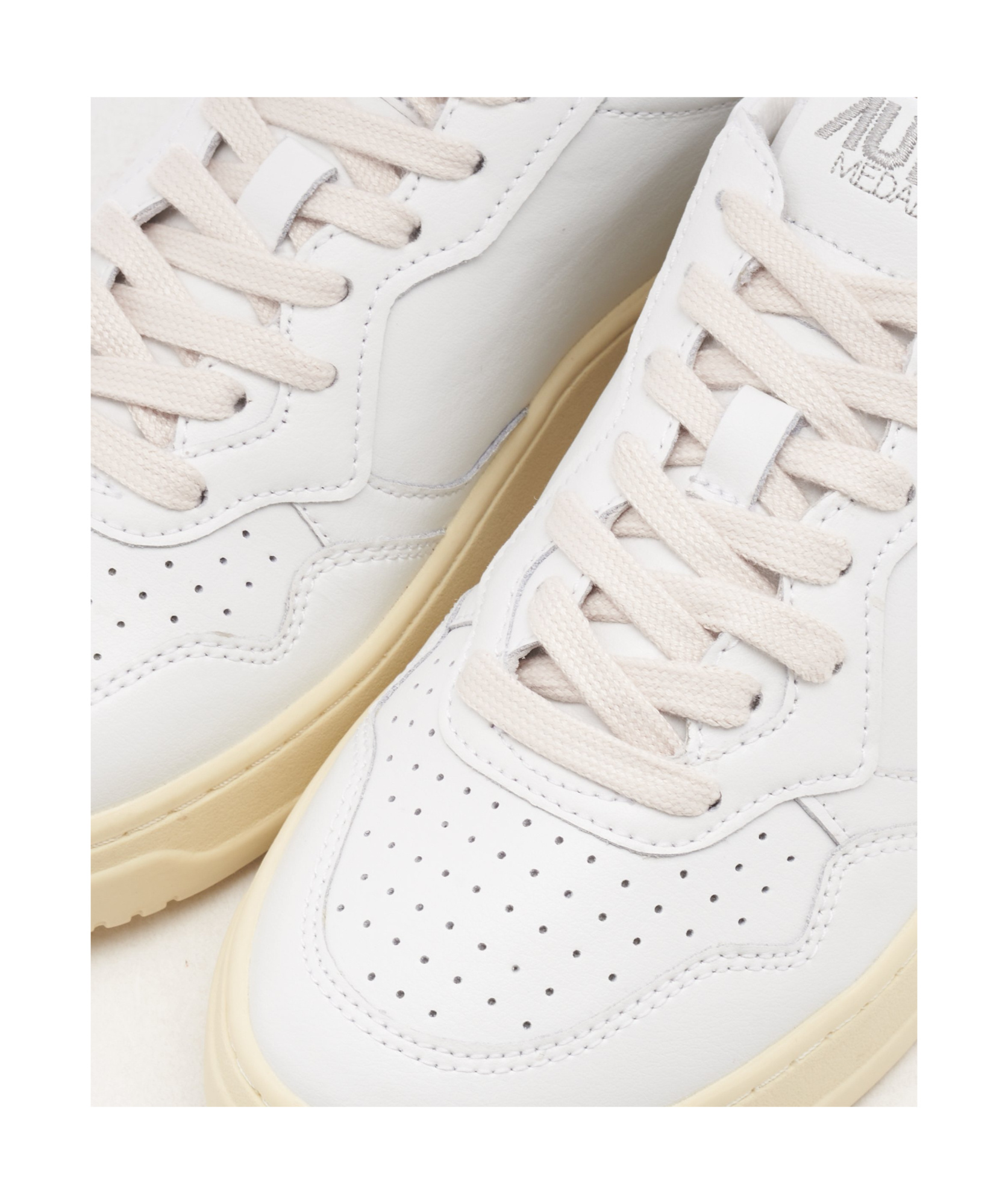 Autry Sneakers In White