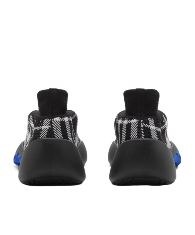 Burberry Neptune Check Logo Sneakers In Black