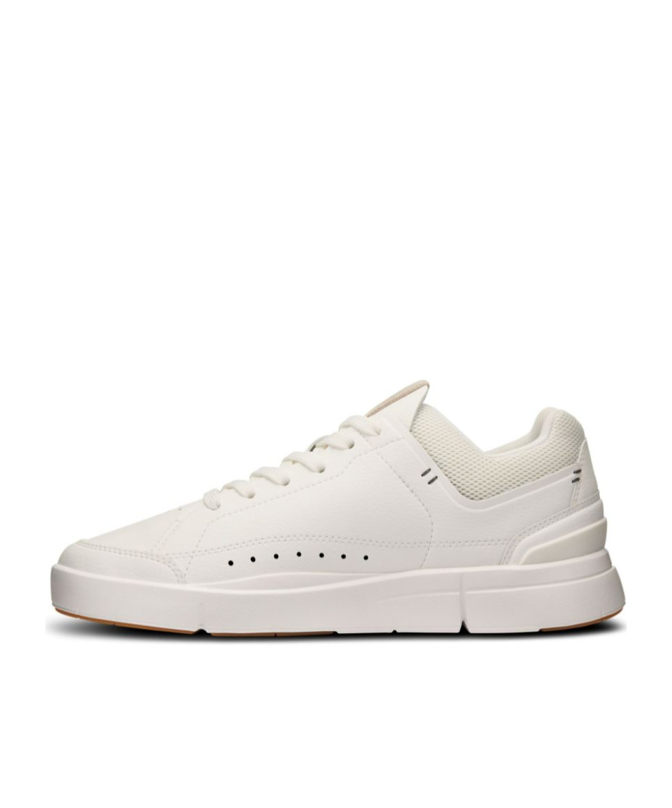 On Running The Roger Centre Court Sneakers In Pink