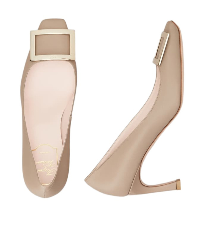 Shop Roger Vivier Trompette Pumps In Leather In Nude