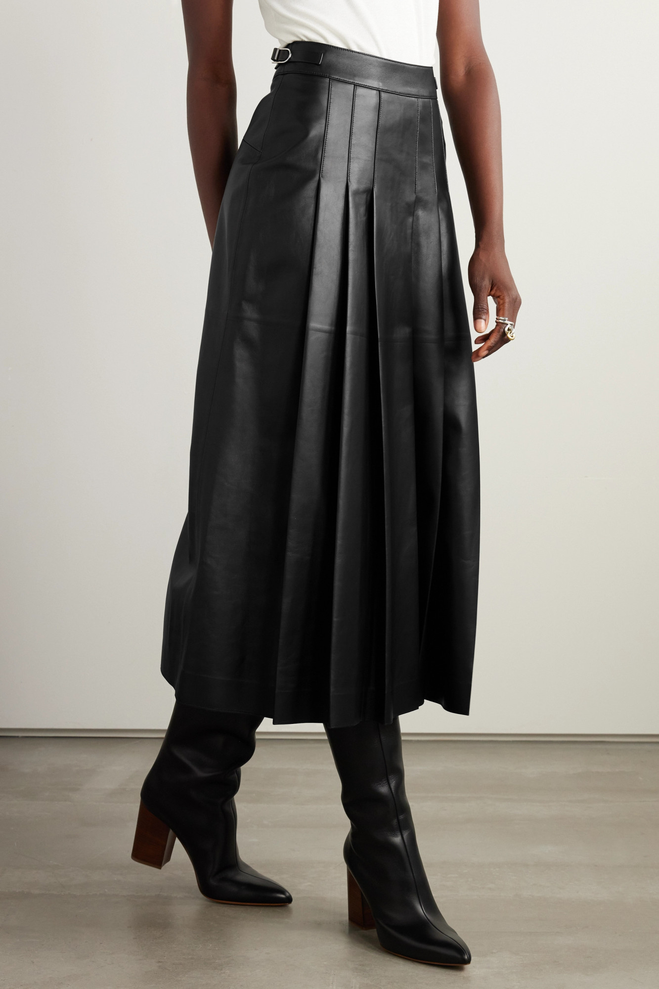 Gabriela Hearst Pleated Midi Skirt In Black