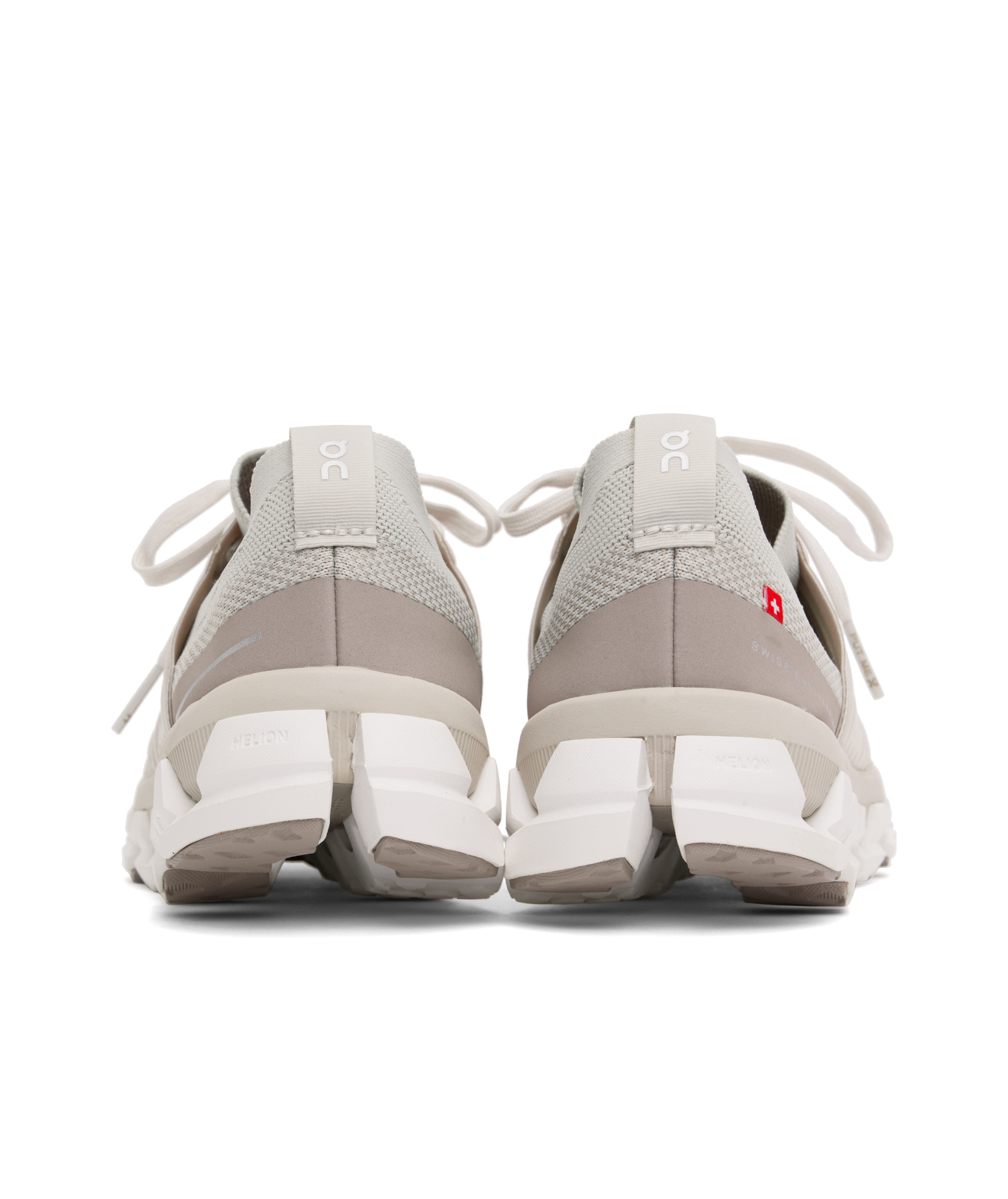 On Running Cloudswift 3 Trainers In White