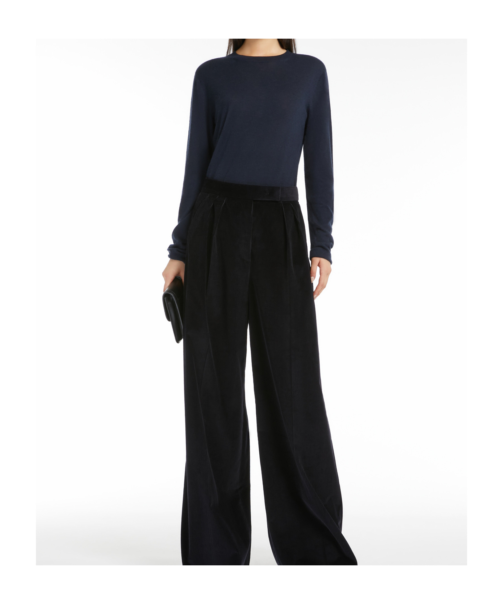 Max Mara Long-sleeved Cashmere Sweater In Black