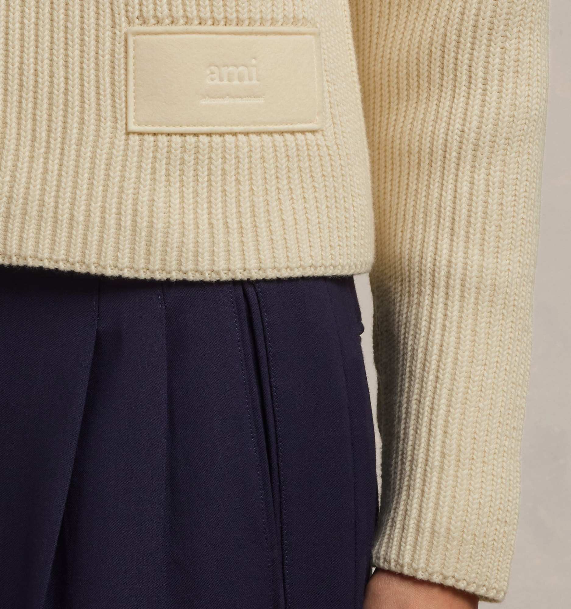 AMI ALEXANDRE MATTIUSSI AMI PARIS LOGO PATCH CREWNECK JUMPER