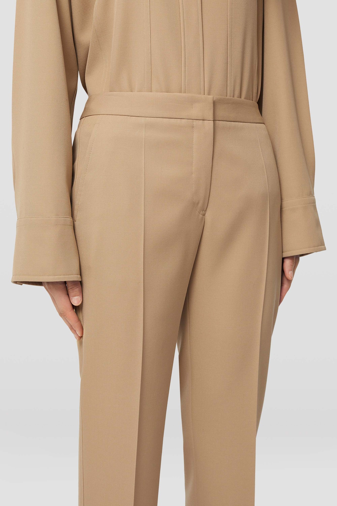 Jil Sander Tapered Cropped Trousers In Nude