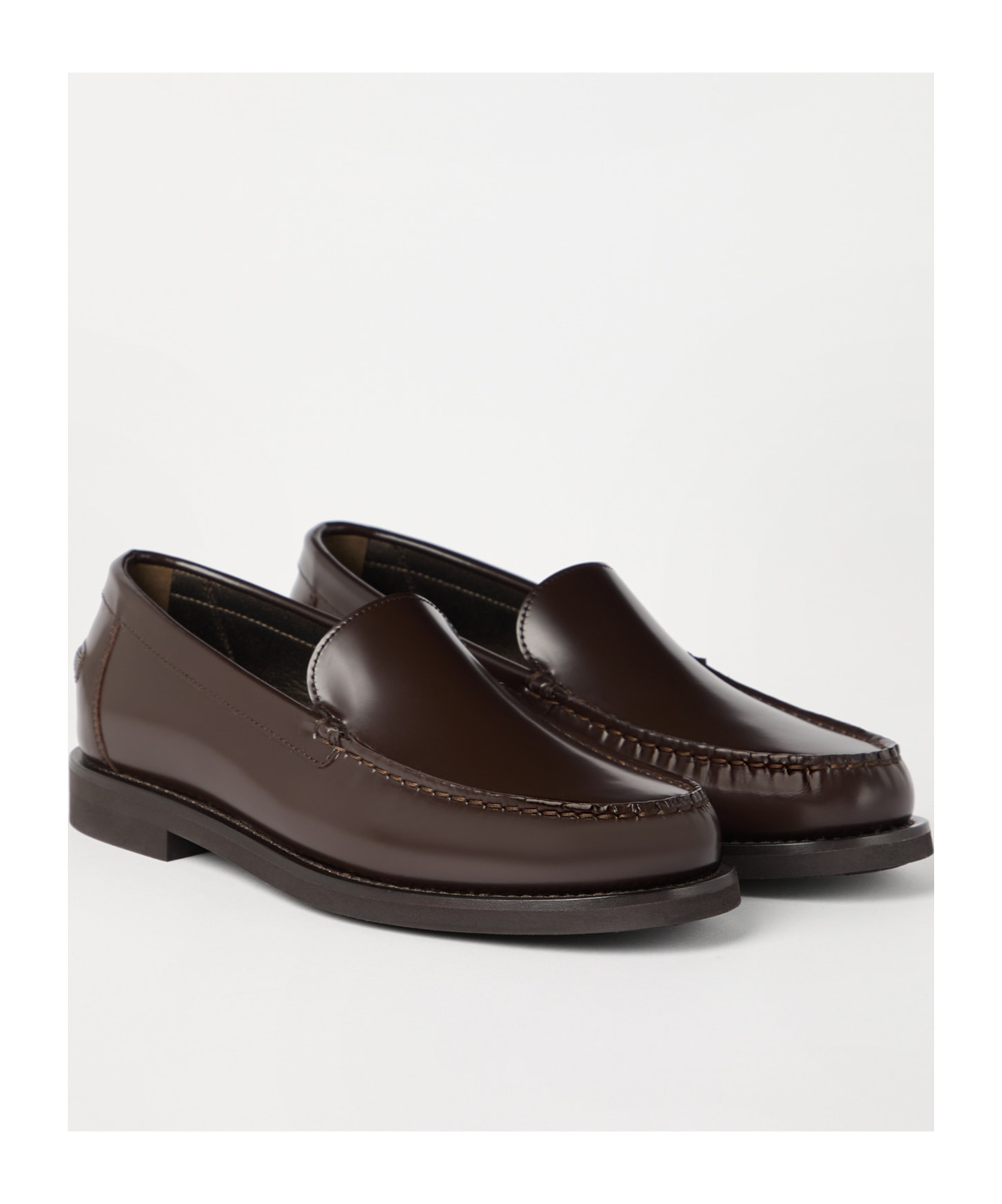 Brunello Cucinelli Round Toe Leather Loafers With Stitched Detailing In Black