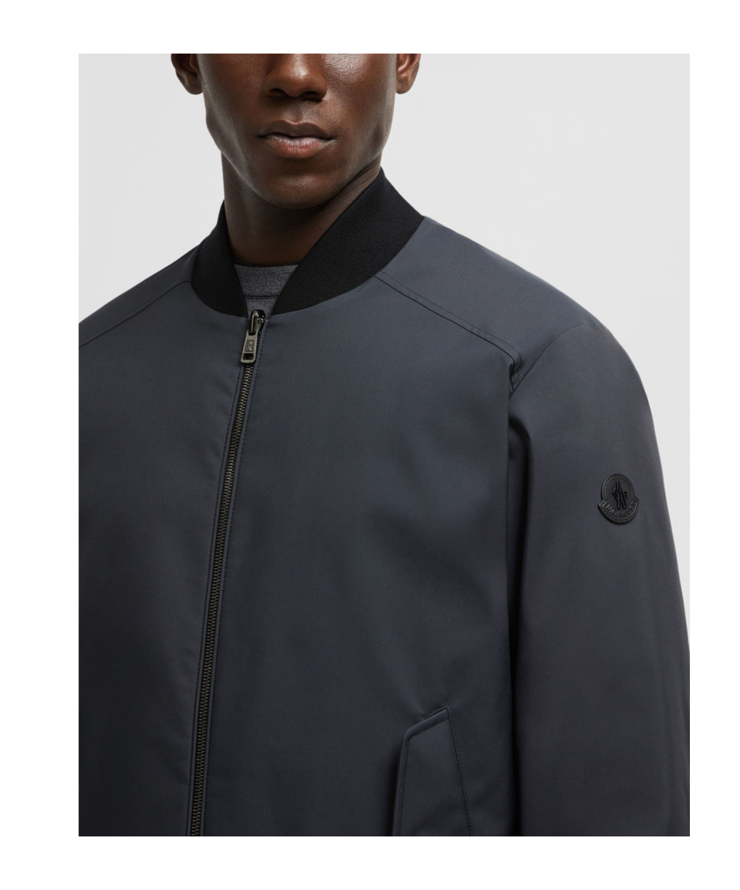 Moncler Diounes Reversible Short Down Jacket In Black