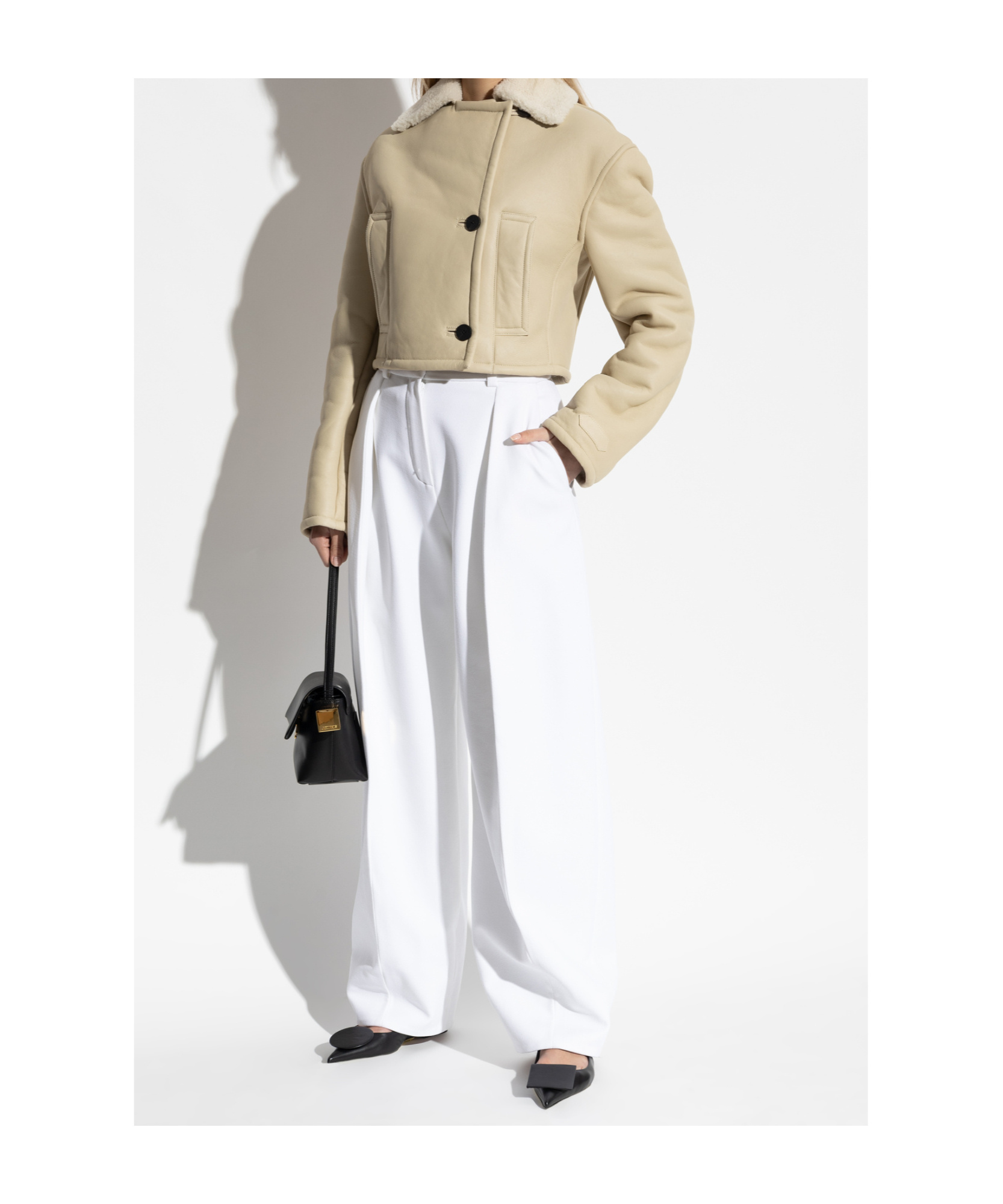 Jacquemus Double-breasted Shearling Jacket In Nude