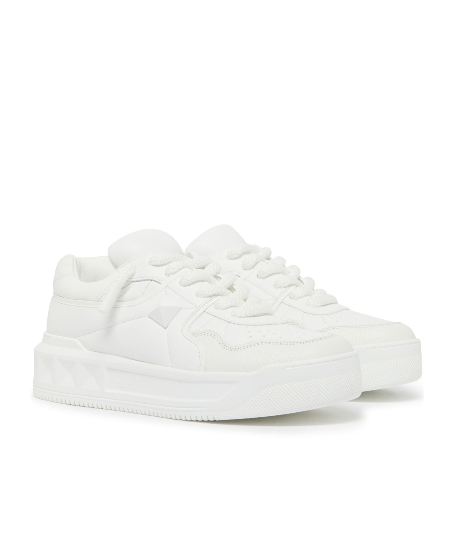 Shop Valentino One Stud Xl Low-cut Casual Shoes In White