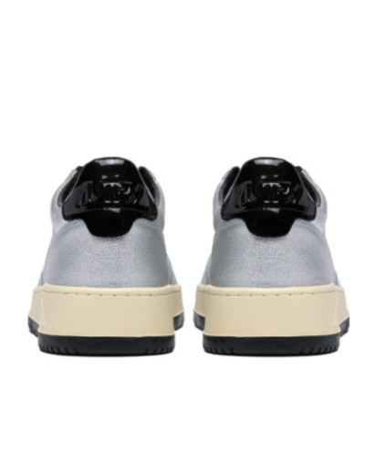 Autry Medalist Lace-up Sneakers In Metallic