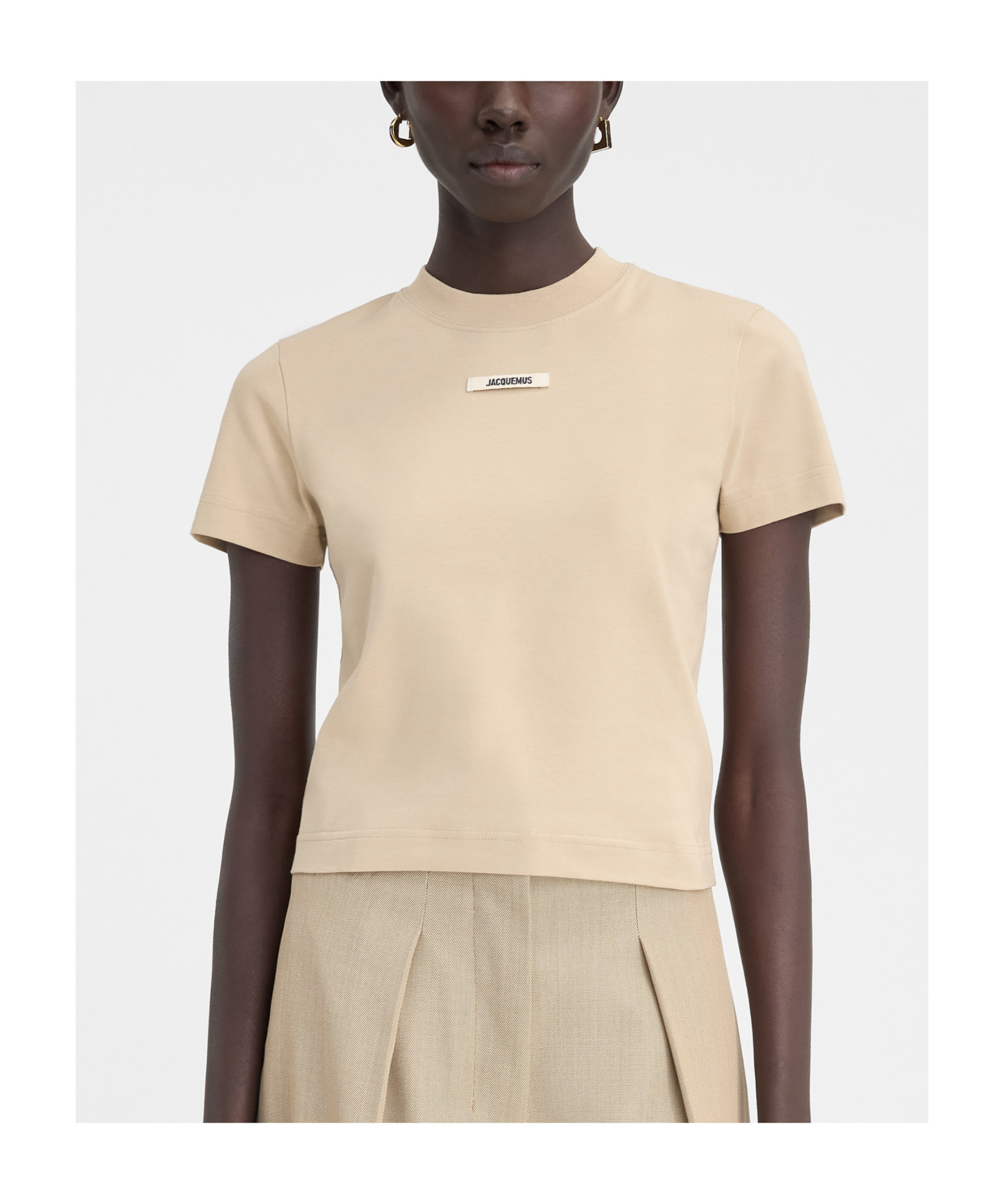 JACQUEMUS JACQUEMUS GROSGRAIN LOGO SHORT-SLEEVE T-SHIRT
