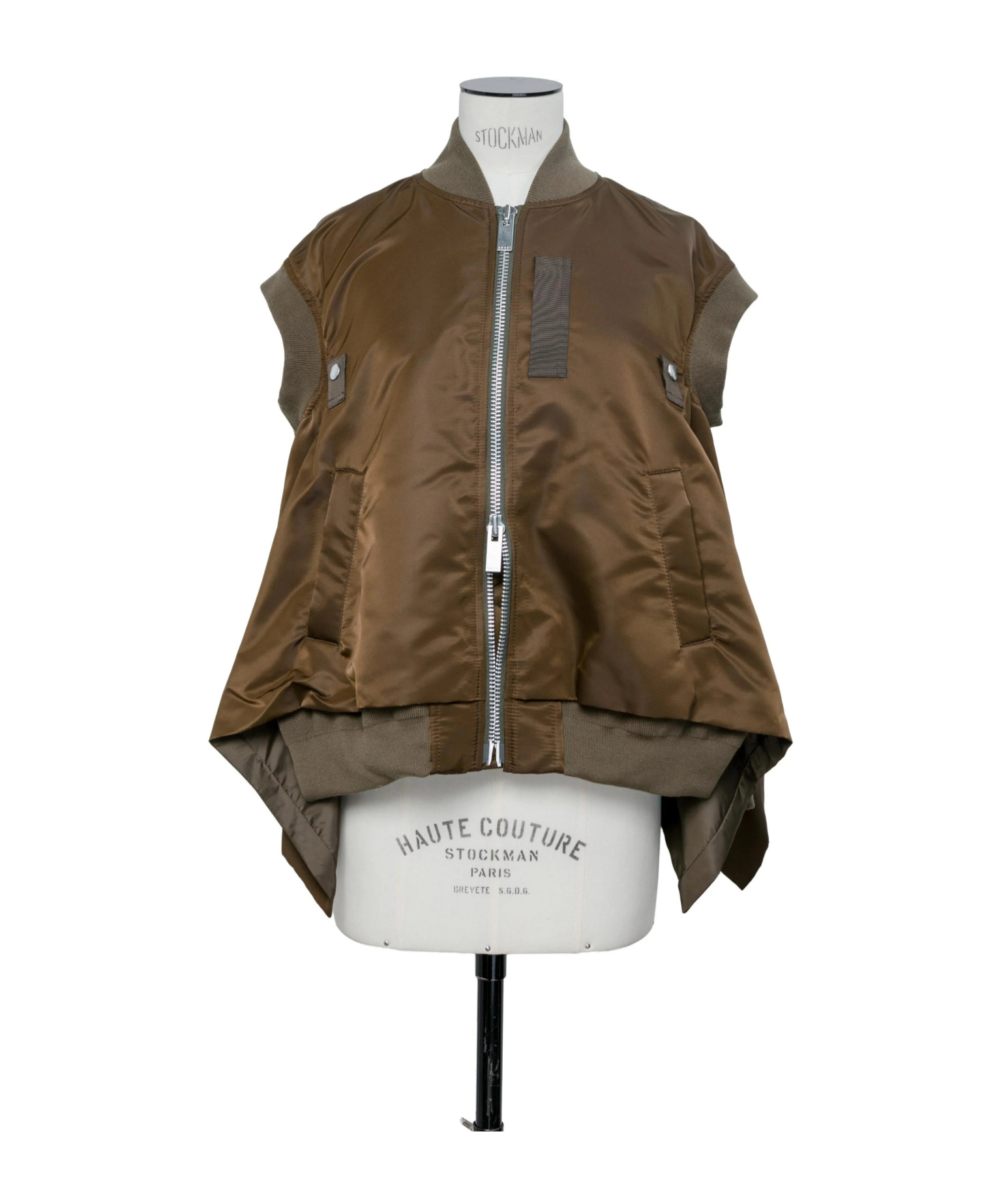Sacai Cut-out Zipped Bomber Gilet In Brown