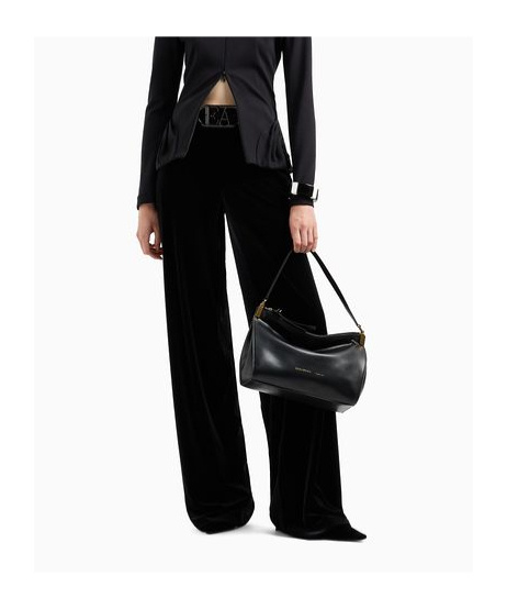 Emporio Armani Leather Shoulder Bag In Black