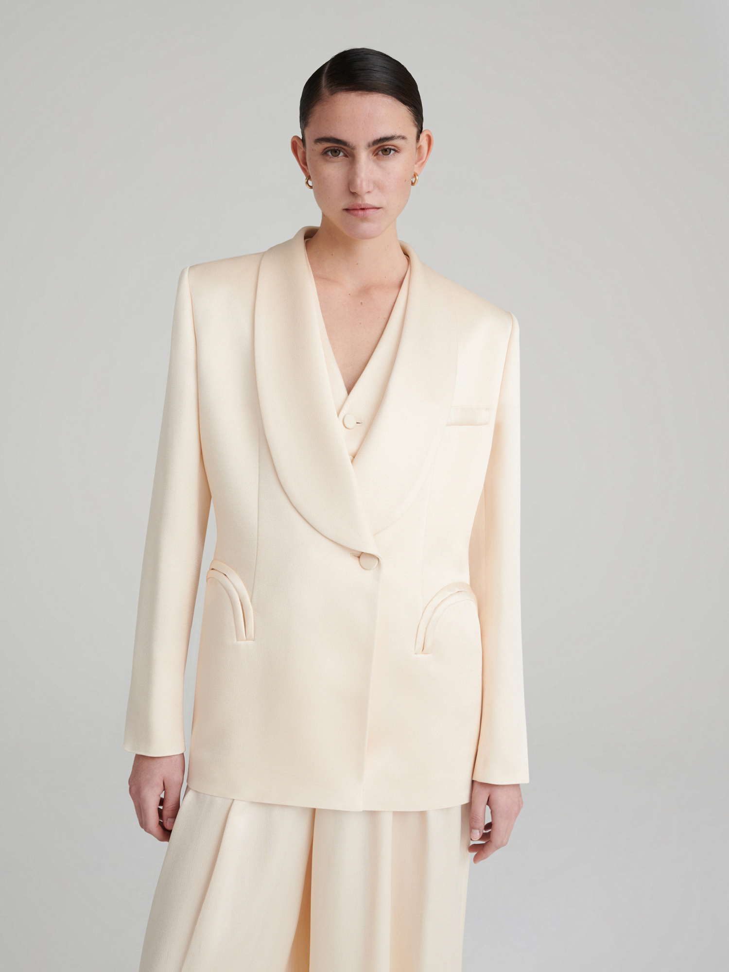 Blazé Milano Heart Smoking Satin Blazer In Brown