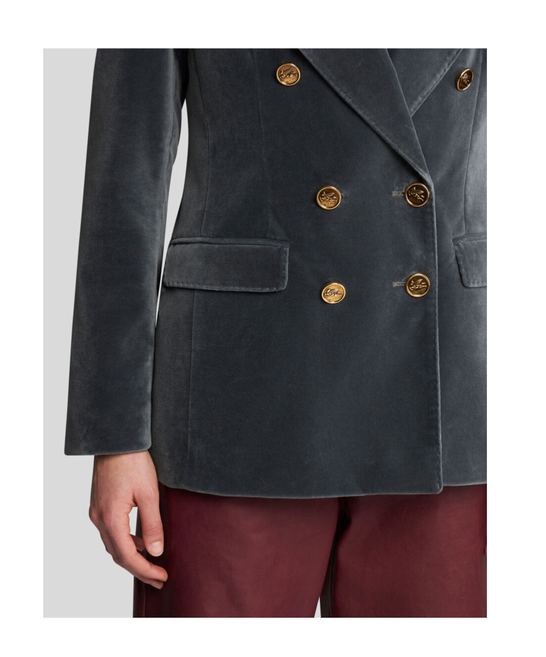 Shop Etro Logo-engraved Buttons Velvet Blazer In Black