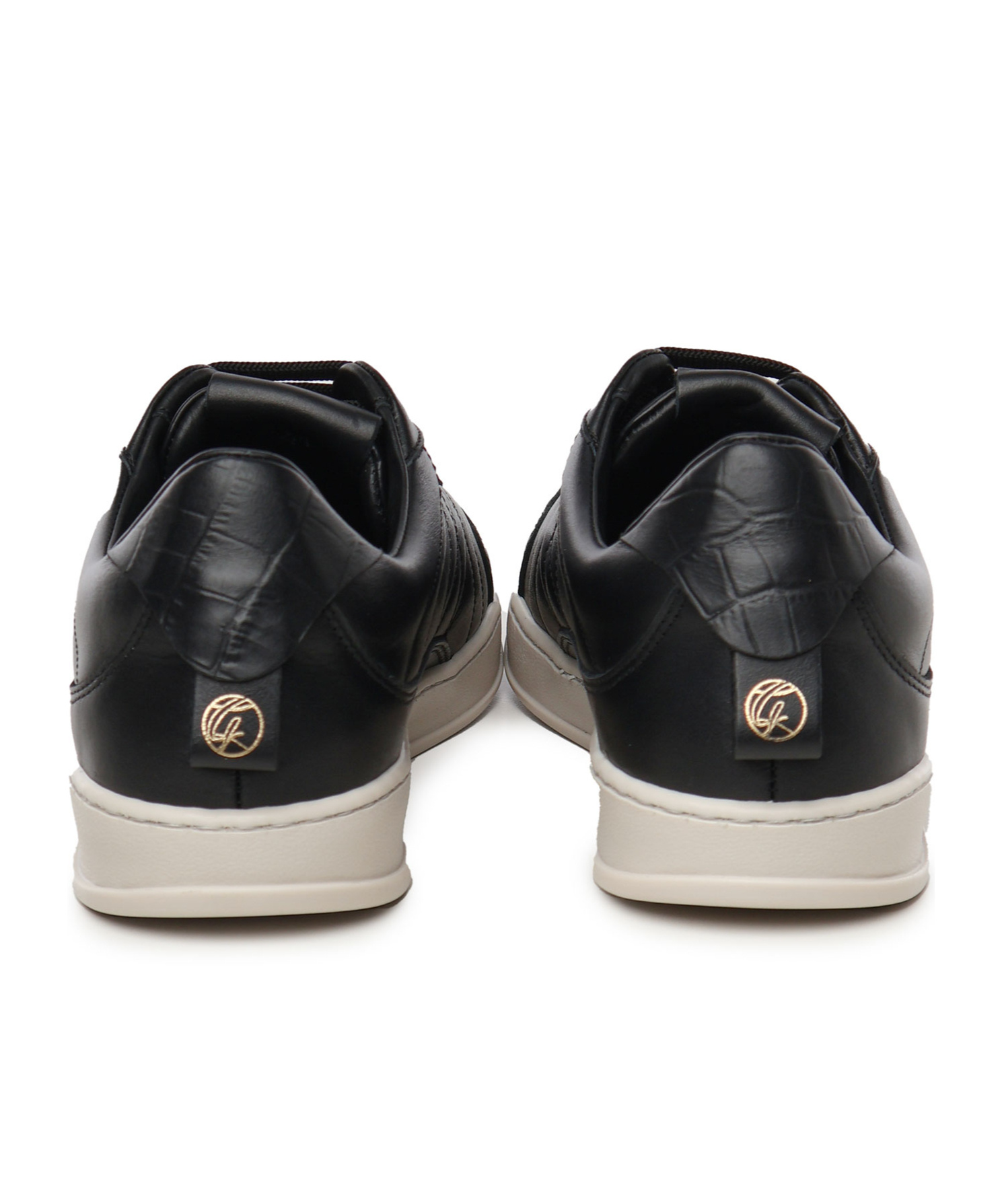 Giuliano Galiano Lace-up Low-cut Casual Shoes In Black